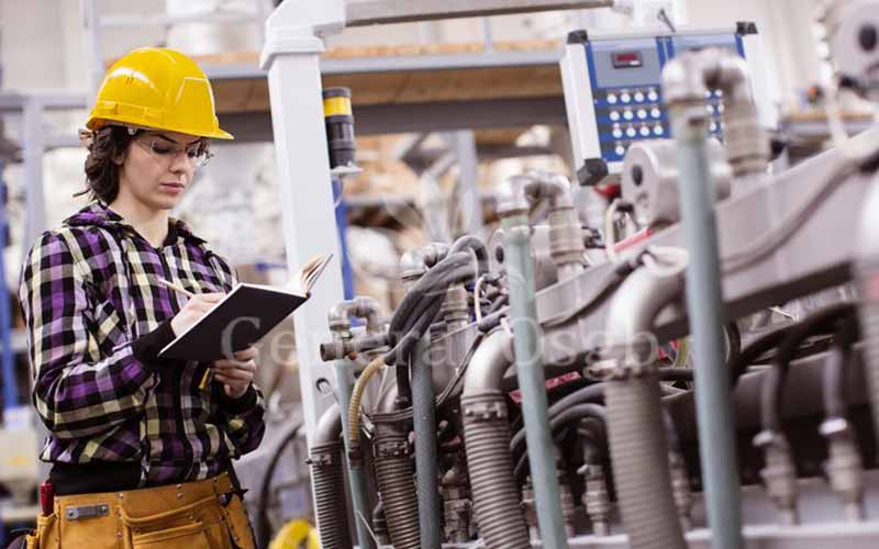 Kamu Yönetimi Mezunu İş Güvenliği Uzmanı Kamu Yönetimi Mezunu İş Güvenliği Uzmanı